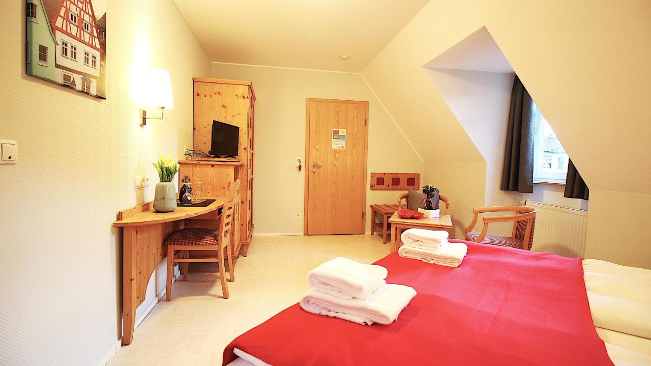 Alte Schmiede Dettelbach Hotel Eksteriør billede