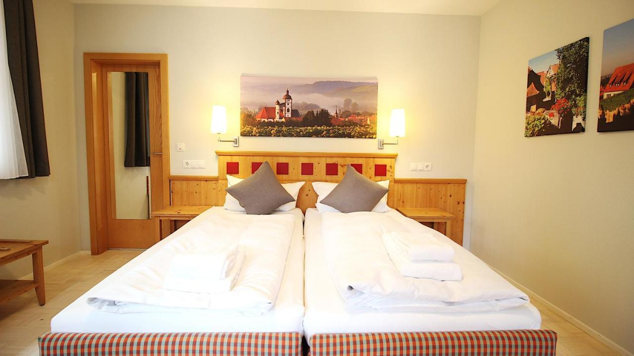 Alte Schmiede Dettelbach Hotel Eksteriør billede